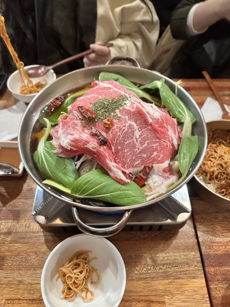  종로맛집 잘빠진메밀 서순라길점