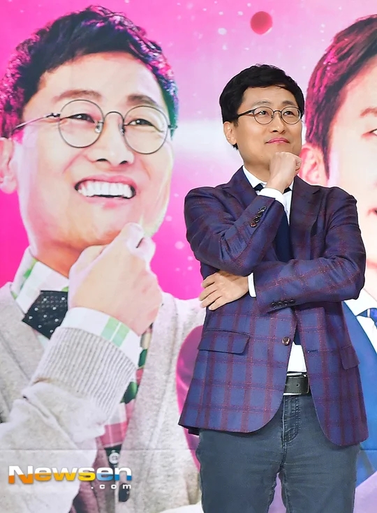 방송인 김상욱 '알쓸신잡', 윤석열 비상 계엄령에 "윤.석.열.탄.... 