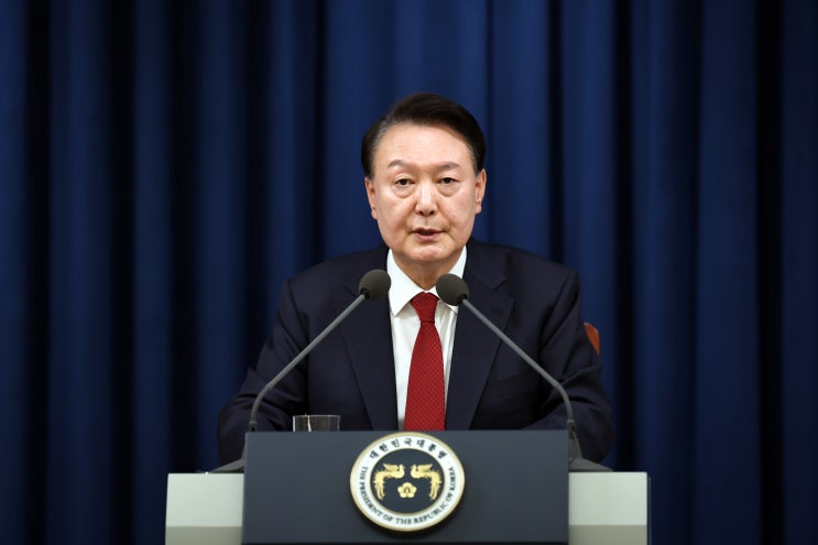 <b>명태균</b> 게이트, 특검 조여오자 최후의 몸부림쳤나 - 윤석열... 