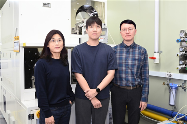 재료硏-포스텍, 비휘발성 메모리 소자 개발