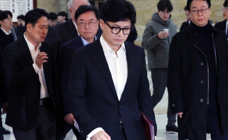 [코리아이글뉴스 제휴]한동훈 "내각 <b>총사퇴</b>·<b>국방장관 해임</b>... 