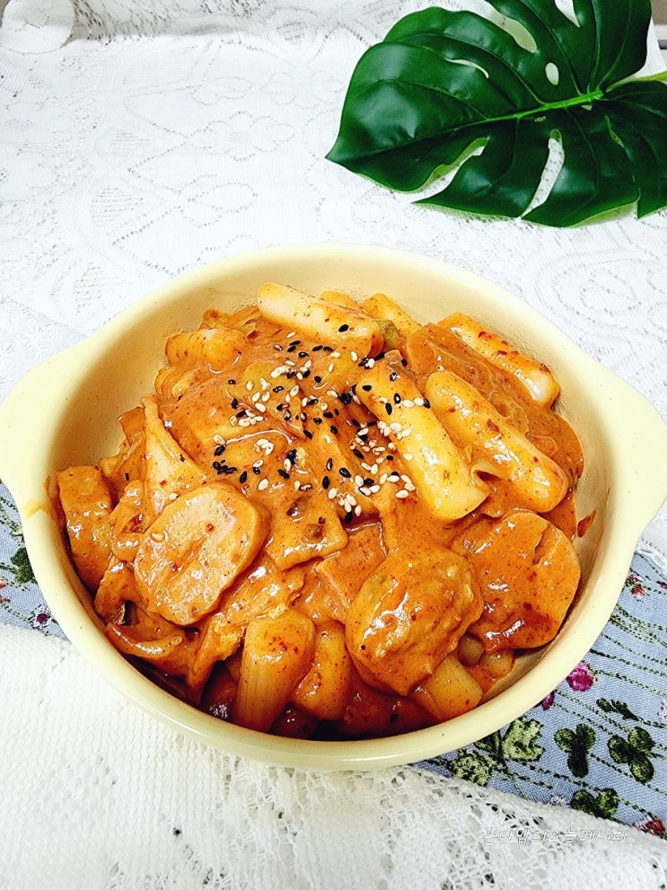  토마토 스파게티 소스 우유 로제떡볶이 만들기