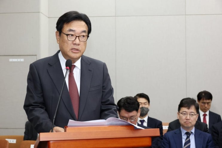 비상계엄 여파로 '<b>정진석</b>·신원식·성태윤' 3실장 일괄 <b>사의 표명</b>