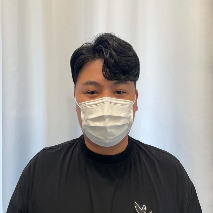  가을 맞이 독특한 헤어스타일과 함께한 살롱드한결