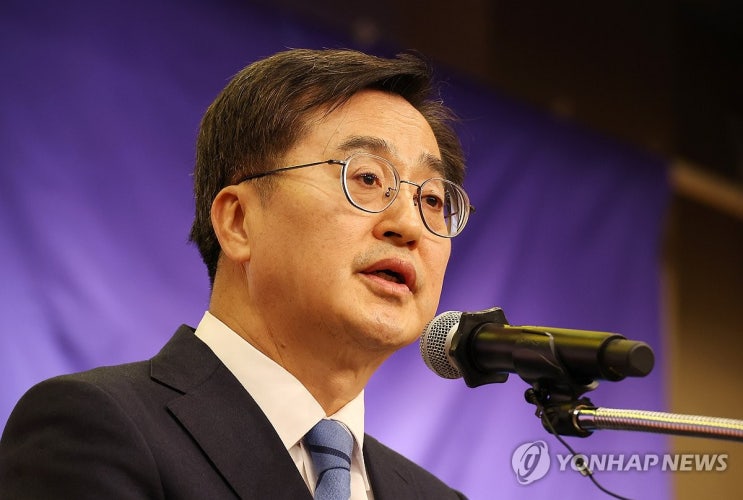 계엄사태에 바빠진 비명계…김경수 급거 귀국, <b>김동연</b> "尹 <b>체포</b>... 