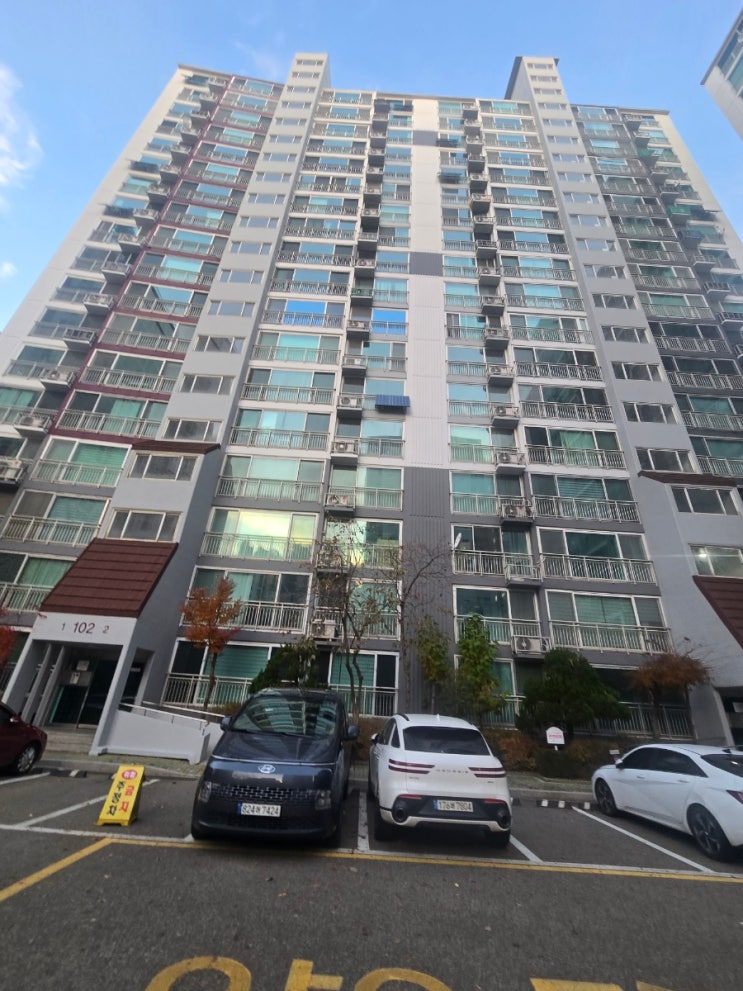  서울시 영등포구 당산동(국회대로) 당산금호어울림 아파트 102동 욕실 2칸 도기설치 작업 입니다.