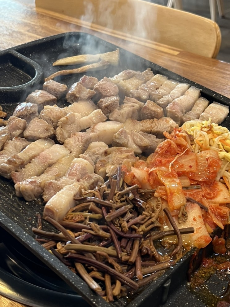  제주 서귀포 맛집 : 엄부랑흑돼지 성산점