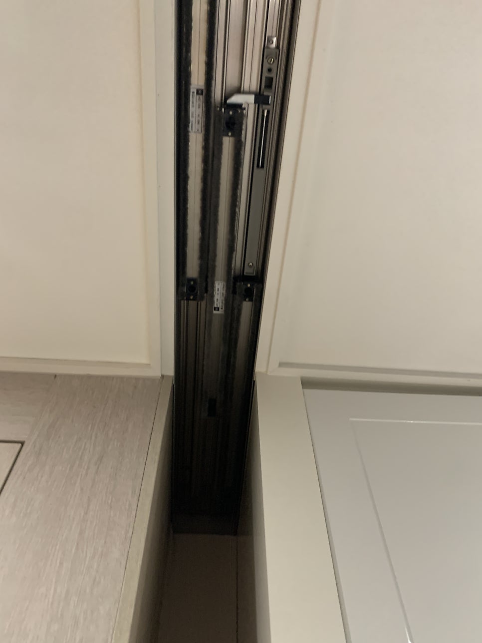 광교 포레나 3연동중문 와이어수리 전체교체없이 문제해결