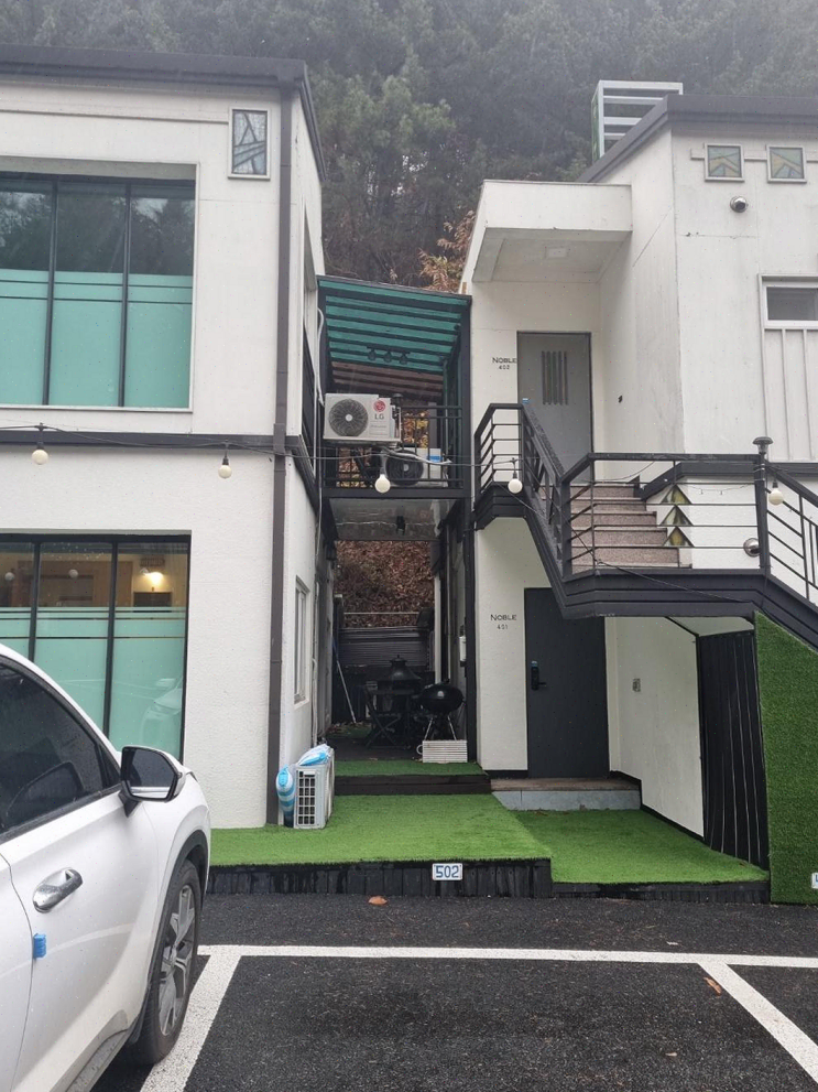  가평의 더리썸풀빌라, 결혼 10주년 기념으로 특별한 휴식 시간들
