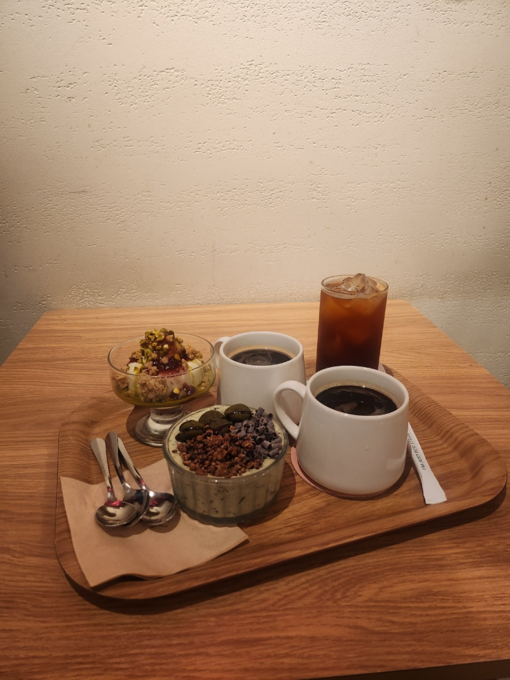  [서울대입구/샤로수길] 아늑하고 분위기 좋은 카페 - 멜로우스트리트