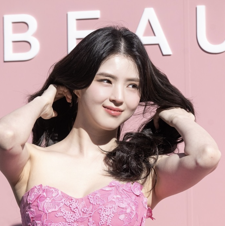  한소희 디즈니 재질 핑크 브라이덜 샤워 드레스 추천(9만원대)