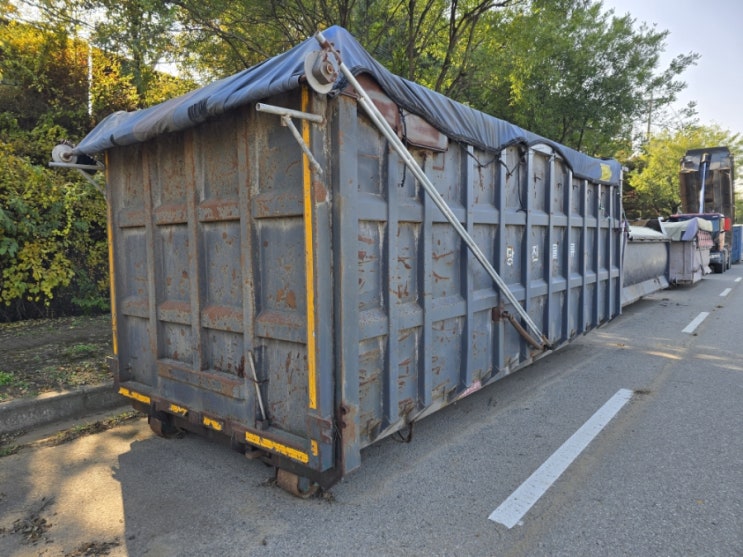  중고 35루베암롤박스 슬러지박스 고정용암롤박스 중고암롤박스매입 판매합니다. 특트럭 010 5273 7478