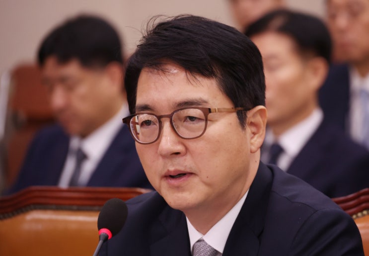<b>심우정 검찰총장</b>, ‘尹 <b>내란</b> 혐의’ 고발 사건 직접 수사 지시