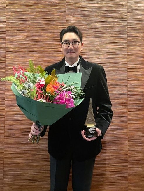 데드맨 1천억 횡령 누명 조진웅 영화배우 선정 최고 배우상 (+ 본명 나이 키 185cm 결혼 아내 데....