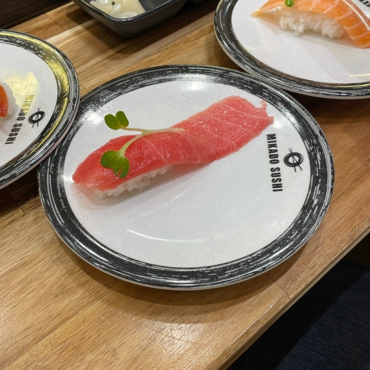  베트남 호치민 크레센트몰 미카도 스시
