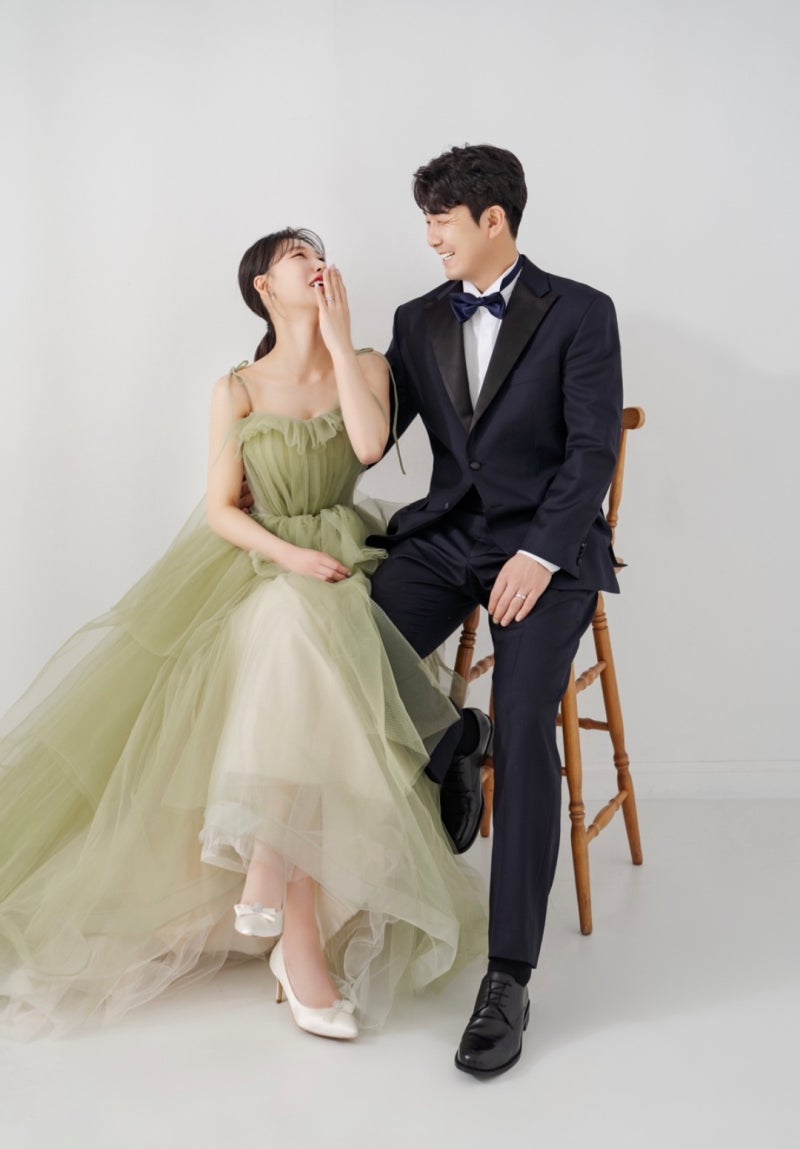 프로야구 KT 선수들 줄줄이 '결혼', 7일 투수 조이현(♥최예나)·21일 내야수 천성호(♥김나은)....
