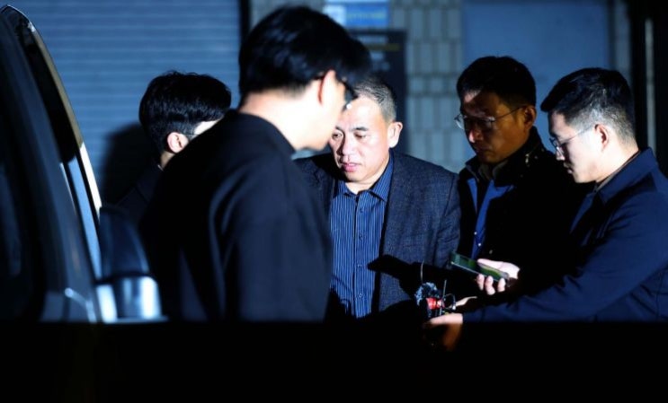 나는 대역죄인"…<b>명태균</b>, <b>계엄</b> 후 尹 향한 옥중 메시지 공개