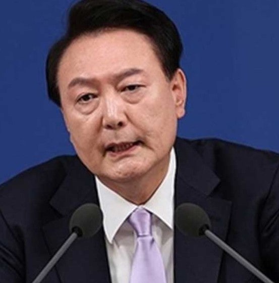 윤석열 탄핵 차기 <b>대통령</b> 전망 국회앞 <b>찬반 집회</b>