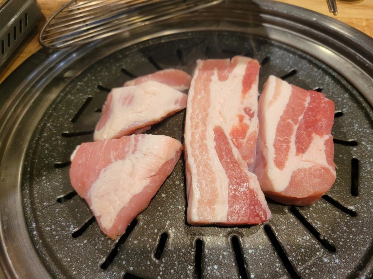 오산 원동 삼겹살맛집 육풍 오산프리미엄점(오산고기맛집) 오산 원동 삼겹살맛집 육풍 오산프리미엄점(오산고기맛집)