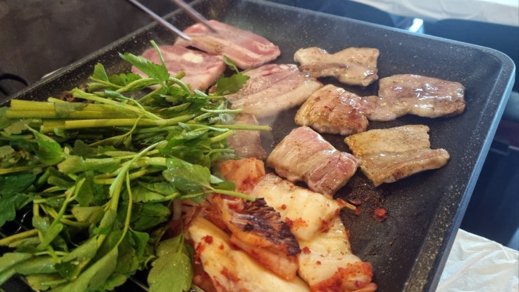 신사동 맛집 미쓰냉삼에서 즐긴 특별한 한 끼! 든든한 냉삼과 보글보글 차돌된장술국 후기