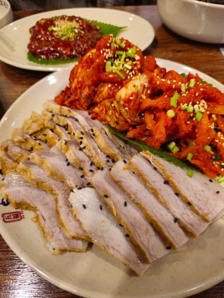 오봉집에서 굴보쌈 먹고 감탄했지 모에요 강남 선릉역맛집 회식하기 좋아요