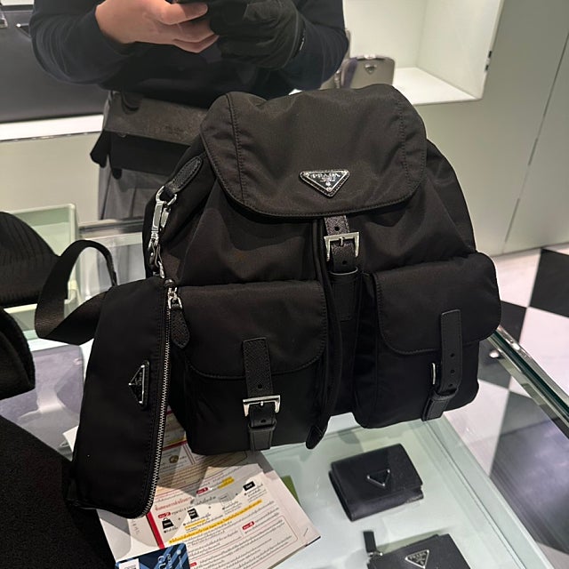 프라다 리나일론 백팩 미디움, 교토 이세탄 백화점 구매 후기