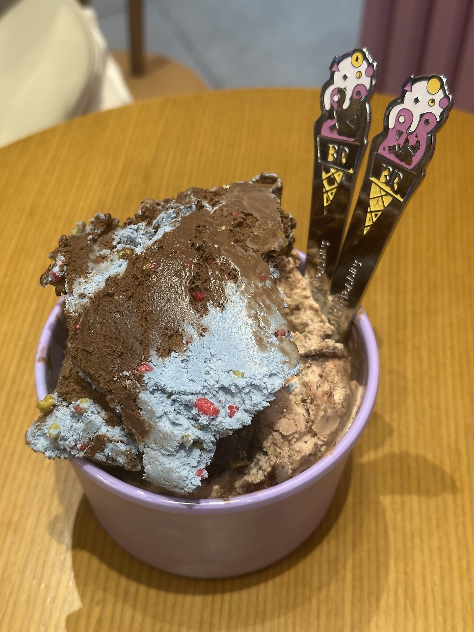 배스킨라빈스 암사역점 사진 2