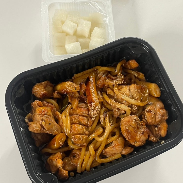  이수역 치킨 맛집 동근이숯불두마리치킨