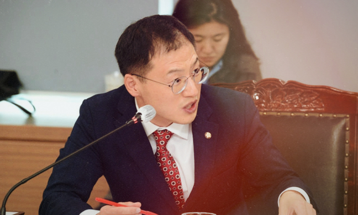 <b>국민의 힘</b> <b>김상욱</b> 의원 탄핵소추안 표결하다