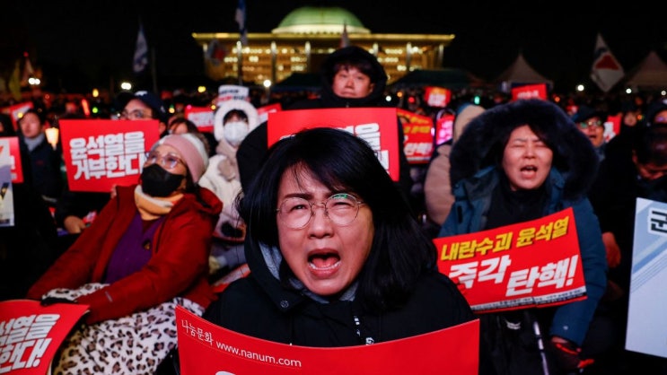 영자신문, 윤석열 <b>대통령</b>, <b>탄핵 표결</b>, 탄핵 위기 탈출, 정치적... 