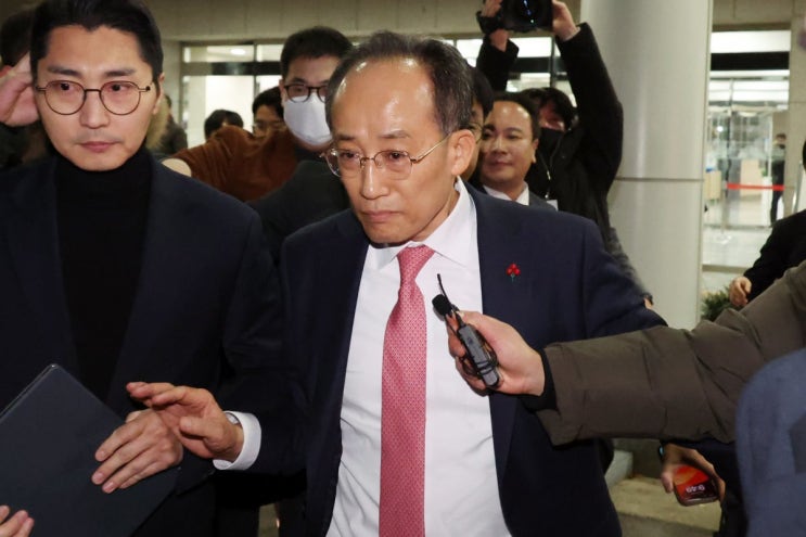 추경호 <b>국민의힘 원내대표</b>(<b>국민</b> <b>대표</b> 밉상), <b>사퇴</b> 의사 표명