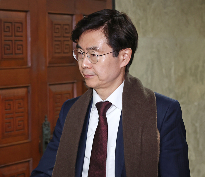 [속보] <b>조경태</b>, 탄핵 반대로 선회···“<b>한동훈</b> 뜻 따르기로 결정”