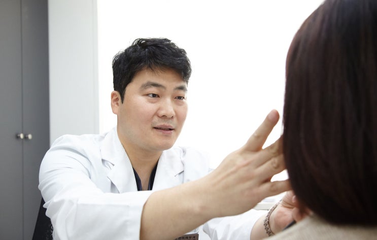  범계역여성탈모치료 (모낭주사), 섬세한 머리카락 탈모를 효과적으로 개선하는 관악역인근피부과