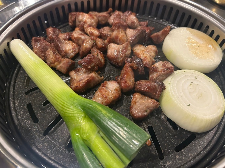  제기동 쭈꾸미 골목에 위치한 특수부위 맛집 <고기노리>(특수부위 모듬 한판, 곱창된장국밥, 김치볶음밥, 계란찜)