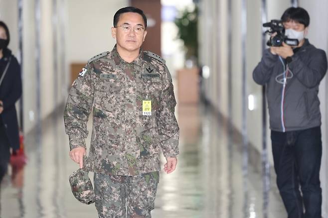 국방부, '<b>계엄</b> 연루' <b>방첩사</b> 장성 2명 추가 <b>직무정지</b>