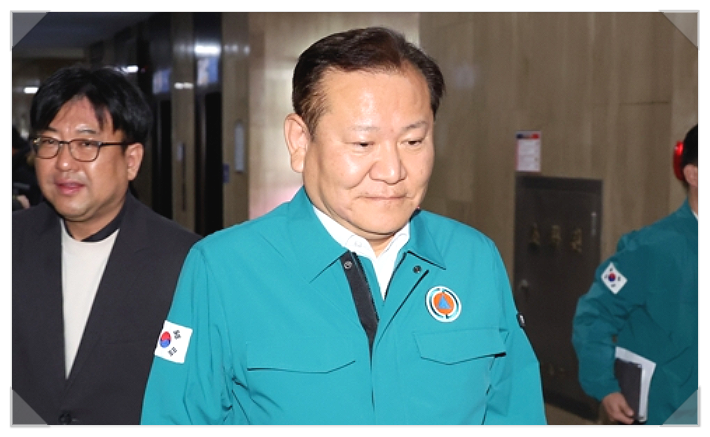 거라 했는데”…윤 대통령, ‘<b>이상민</b> 행안부 장관 <b>사의</b>’ 수용