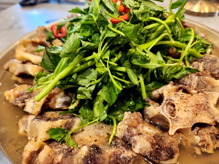 하남맛집 옥된장 미사스카이폴리스점 뼈갈비 전골 국물이 정말 끝내줬습니다.