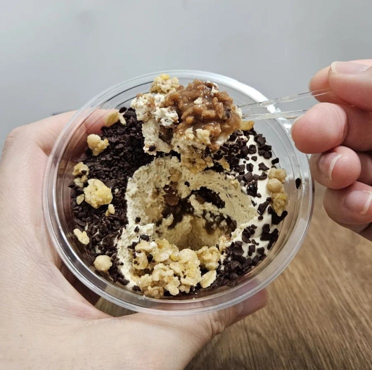  달콤 고소 절묘 CU 편의점 케이크 흑백 요리사 디저트 추천 맛폴리 밤티라미수컵 리뉴얼 비교