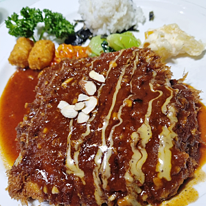 [맛집] 충주 충주호 레스토랑 맛집 "동구밖과수원길" 후기