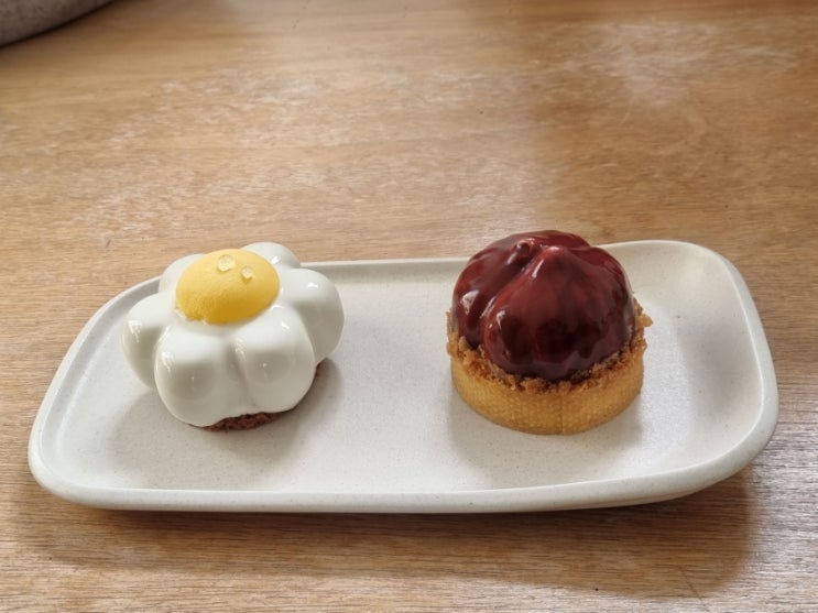  대전) 토요일은 밥이좋아 쁘띠갸또 맛집 카페 소신