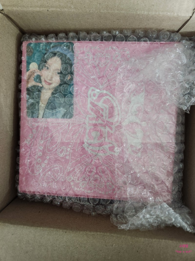 IVE《SWITCH》寫真專輯，第二次購買了!!