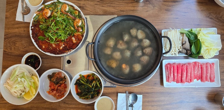  강남역 직장인 맛집 여기 어때 '영통 백합 칼국수'