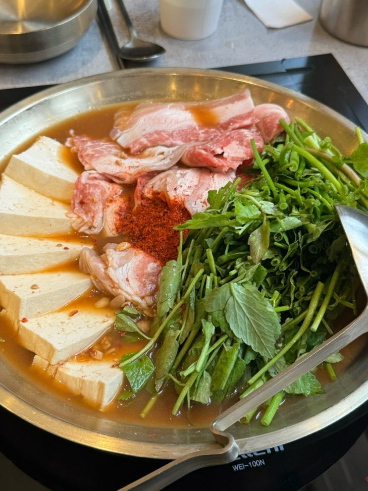  상무지구점심맛집 '옥된장' 직장인 해장맛집 된장전골, 수육무침 후기