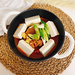 늙은호박 김치찌개 돼지고기 묵은지 요리 겨울 집밥 메뉴 레시피
