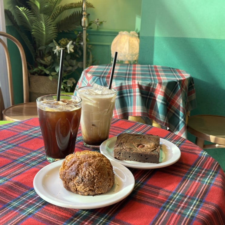  조용한 종각역 디저트 카페 추천 CAFE 종로시장
