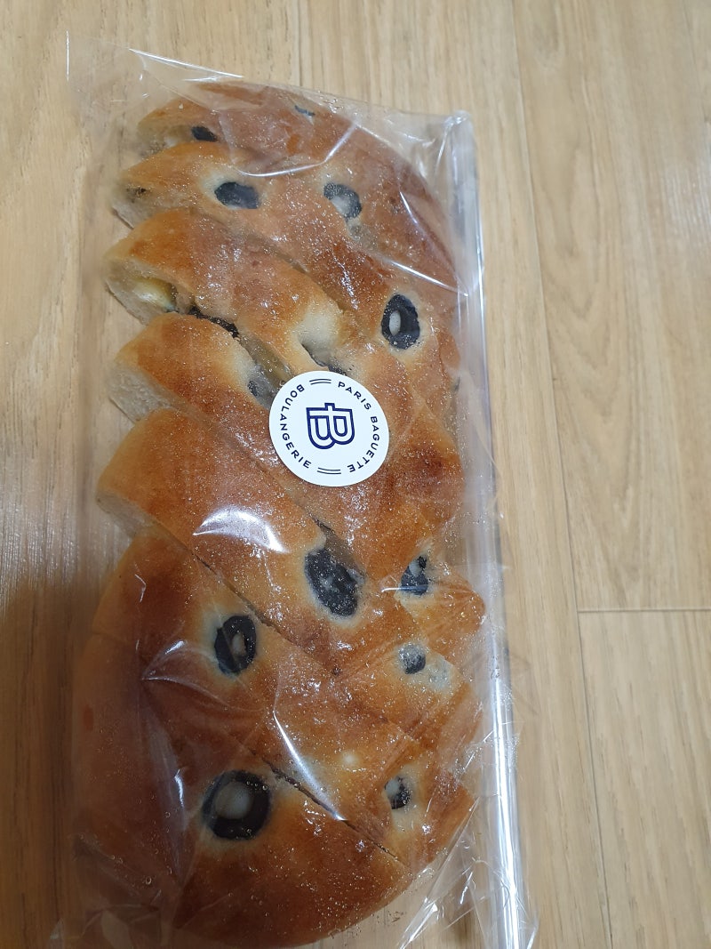 파리바게트 블랙올리브 치즈 치아바타 칼로리, 영양성분, 맛 리뷰