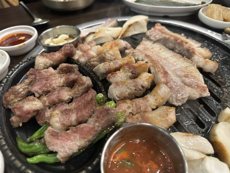  천안 두정동고기집 돼지모듬한판 후기 연말 회식장소 추천
