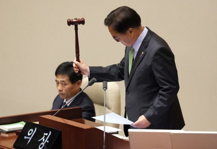 [國會議長의 品格] <b>국회의장</b> <b>우원식</b>의 일그러진 품격 3가지