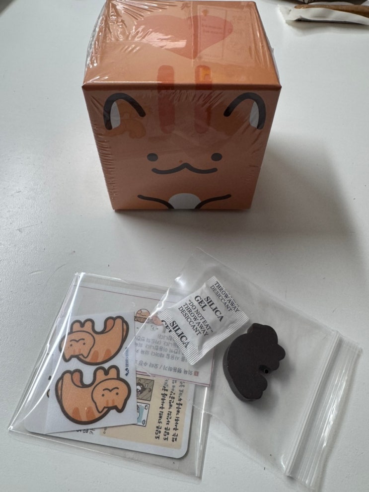 이렇게 귀여운데... 안 챙겨줄거야?! 그런데... 게임은 반대라고?? <냥냥집사> 개봉기 이렇게 귀여운데... 안 챙겨줄거야?! 그런데... 게임은 반대라고?? <냥냥집사> 개봉기