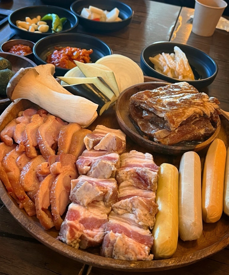 모든 취향 만족 곤지암 맛집, 삼겹 오리구이 전문점 곤지암토담
